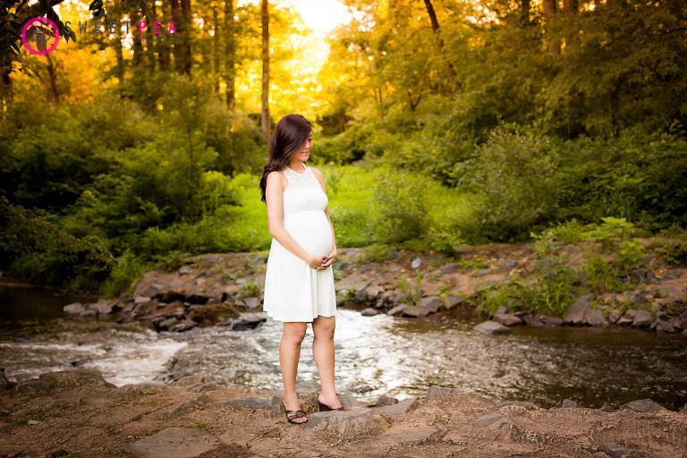 Sweet Pea Studios |Chantilly Maternity Photographer
