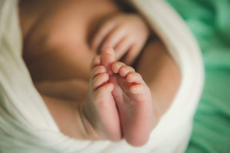 Sweet Pea Studios | Maternity and Newborn Photography in Northern Virginia