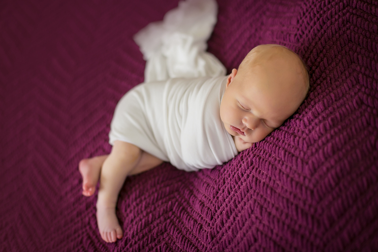 Newborn Photographer in Northern Virginia | Sweet Pea Studios