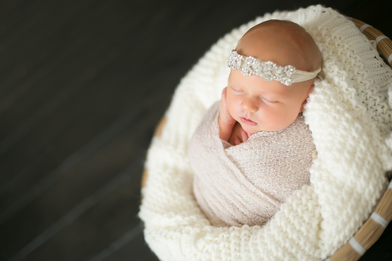 Newborn Photographer in Northern Virginia | Sweet Pea Studios