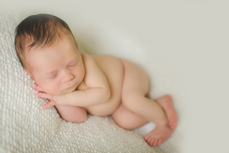 Newborn Photographer in Northern Virginia | Sweet Pea Studios