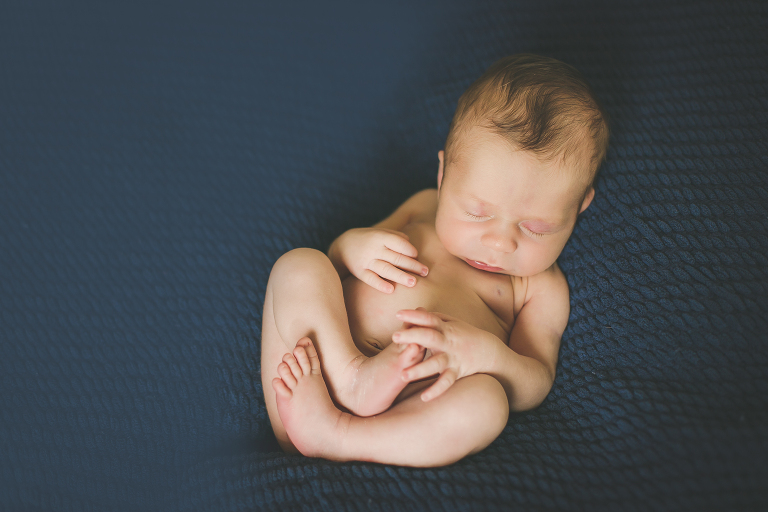 Newborn Photographer in Northern Virginia | Sweet Pea Studios