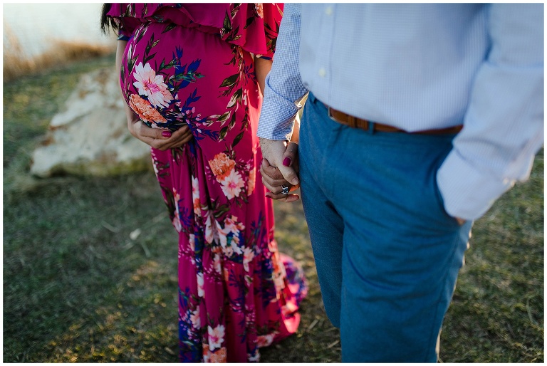 Loudoun County Maternity Photographer | Sweet Pea Studios |Northern Virginia Newborn Photographer