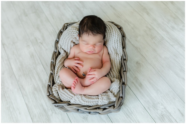 Loudoun County Newborn Photographer | Sweet Pea Studios