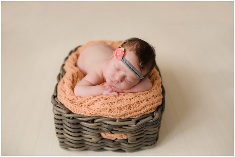 Loudoun County Newborn Photography | Sweet Pea Studios