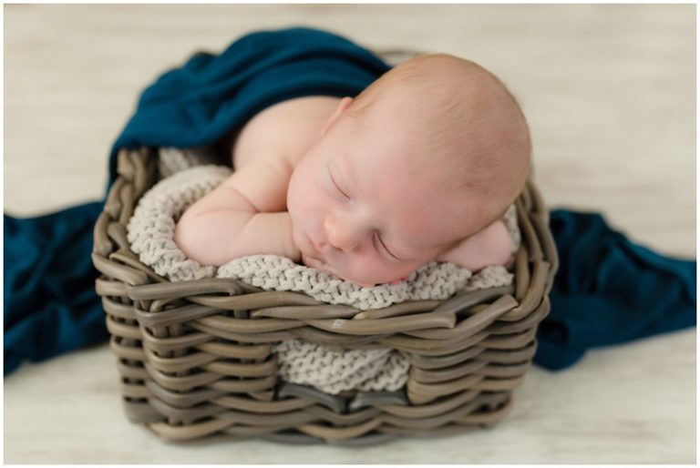 Aldie VA All Inclusive Newborn Photographer | Sweet Pea Studios